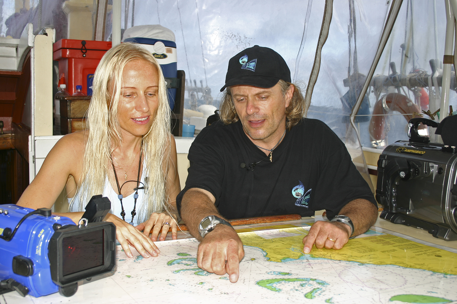 Professional Underwater Cinematographer Anita Chaumette with Underwater DOP Guy Chaumette from Liquid Motion on corporate film shoot